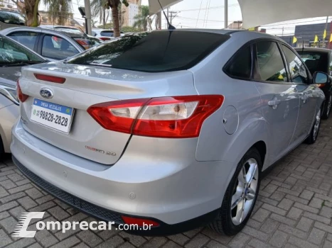 FOCUS SEDAN - 2.0 SE SEDAN 16V 4P POWERSHIFT