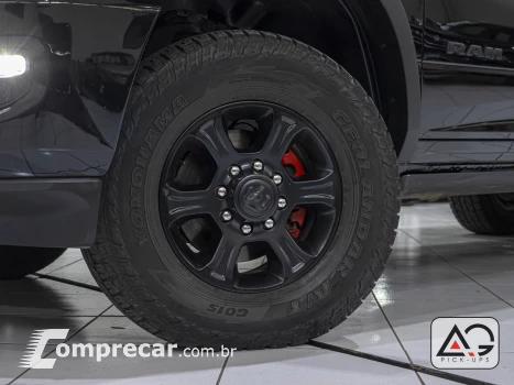 3500 6.7 I6 Turbo Laramie Night Edition CD 4X4