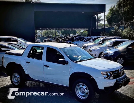 Renault DUSTER OROCH 1.6 16V SCE Express 4 portas