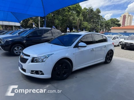 CHEVROLET CRUZE HATCH - 1.8 LTZ SPORT6 16V 4P AUTOMÁTICO 4 portas