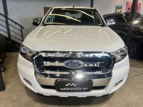 Ranger 3.2 20V XLT 4X4 CABINE DUPLA TURBO DIESEL AUTOMÁTICO