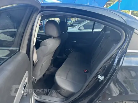CRUZE SEDAN - 1.8 LT 16V 4P AUTOMÁTICO