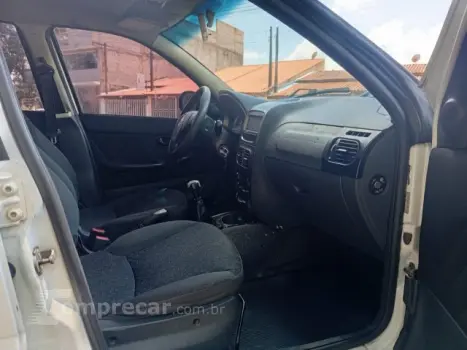 PALIO WEEKEND - 1.6 TREKKING WEEKEND 16V 4P MANUAL