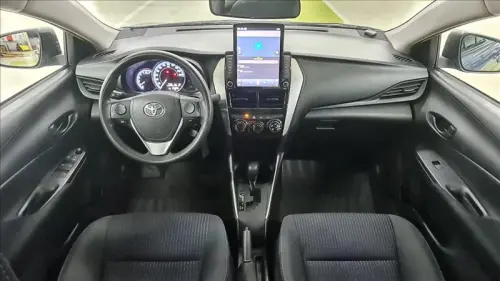 YARIS 1.5 16V Sedan XL Live