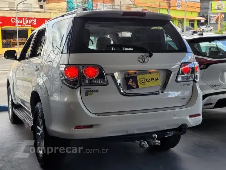 Hilux SW4 SR 4x2 2.7/ 2.7 Flex 16V Aut.