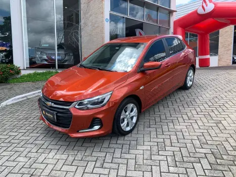 CHEVROLET ONIX HATCH PREM. 1.0 12V TB Flex 5p Aut. 4 portas