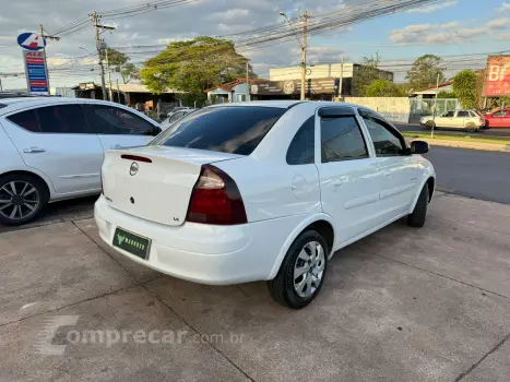 CORSA 1.4 MPFI Premium Sedan 8V