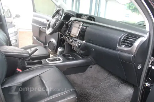 Hilux Caminhonete 2.8 16V SRV 4X4 DIESEL CABINE DUPLA AUTOMÁ
