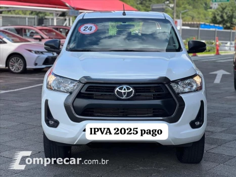 Toyota HILUX 2.8 D-4D TURBO DIESEL CD SR 4X4 AUTOMÁTICO 4 portas