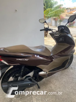 PCX 150 DLX