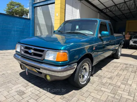 Ranger 4.0 V6 12V STX CABINE ESTENDIDA