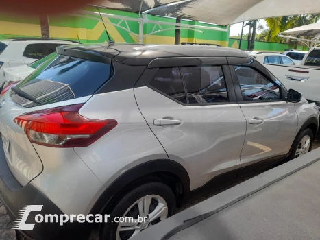 Nissan Kicks S