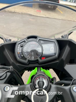 NINJA 400