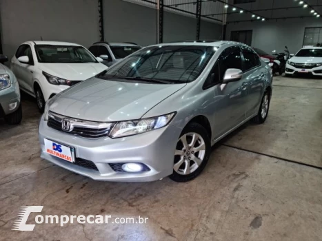 Honda CIVIC - 1.8 EXS 16V 4P AUTOMÁTICO 4 portas