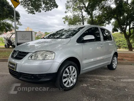 Volkswagen FOX 1.6 MI Plus 8V 4 portas