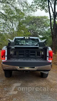 2500 6.7 Laramie 4X4 CD I6 Turbo