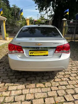 Cruze Sedan LTZ 1.8