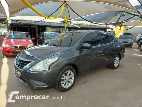 NISSAN Versa 1.6 S 4 portas