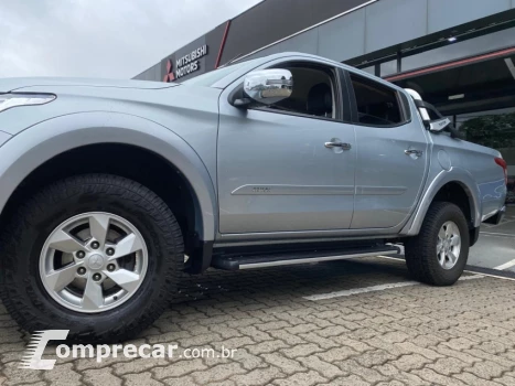 L200 TRITON 2.4 16V Turbo Sport HPE TOP CD 4X4