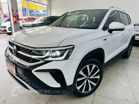 Volkswagen TAOS HL TSI AE 4 portas