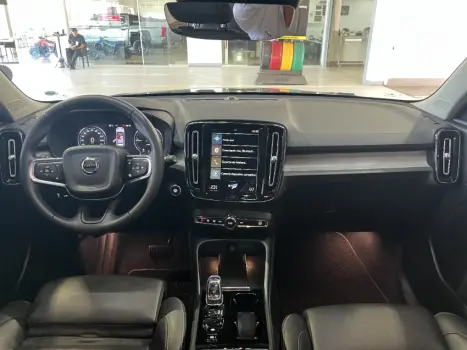 XC40 1.5 T5 Hybrid Inscription Geartronic