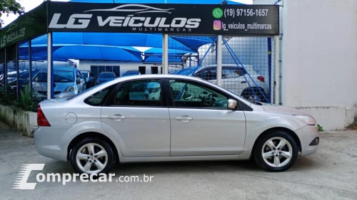 FOCUS 2.0 GLX Sedan 16V