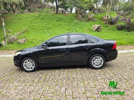 FOCUS 2.0 GHIA SEDAN 16V FLEX 4P AUTOMÁTICO