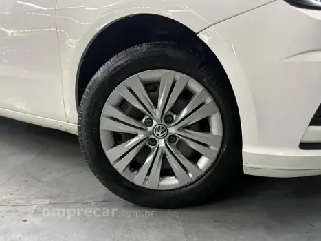 VOYAGE 1.0 12V MPI TOTALFLEX 4P MANUAL