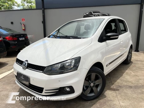 Volkswagen Fox RUN 1.6 Flex 8V 5p 4 portas