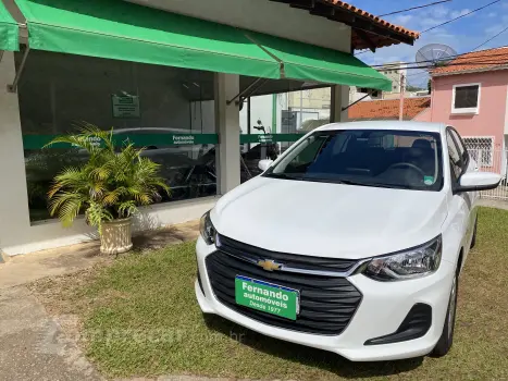CHEVROLET ONIX 1.0 LT 4 portas