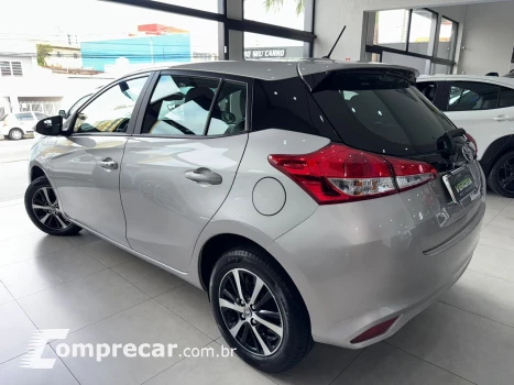 YARIS 1.5 16V XS Connect