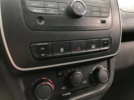 Kwid 1.0 12V Sce Flex Zen Manual