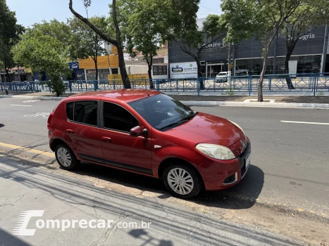 Renault SANDERO 1.6 Privilége 8V 4 portas