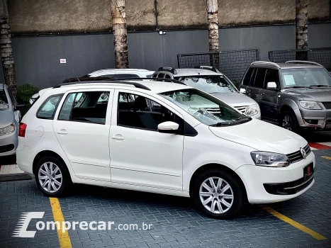 Volkswagen SPACEFOX 1.6 MI Trend 8V 4 portas