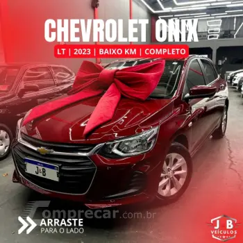 CHEVROLET ONIX 1.0 LT 4 portas