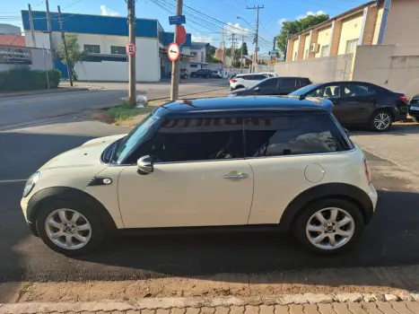 Cooper 1.6 16V Gasolina 2P Manual