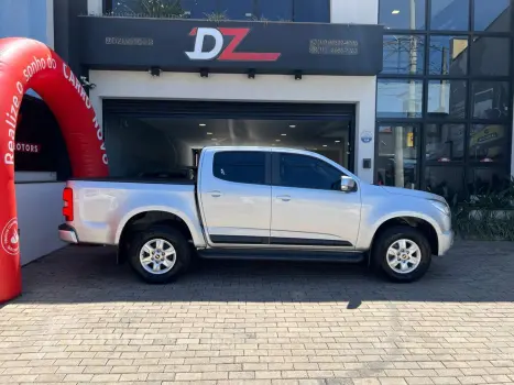 S10 2.4 LT 4X2 CD 8V