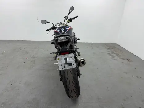 S1000 S1000 R