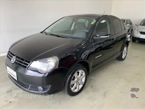 Volkswagen POLO SEDAN 1.6 MI COMFORTLINE 8V FLEX 4P AUTOMATI 4 portas