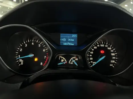 FOCUS 1.6 SE 16V FLEX 4P MANUAL