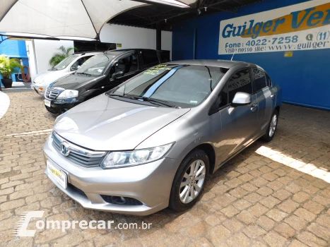 Honda CIVIC 1.8 LXS 16V 4 portas