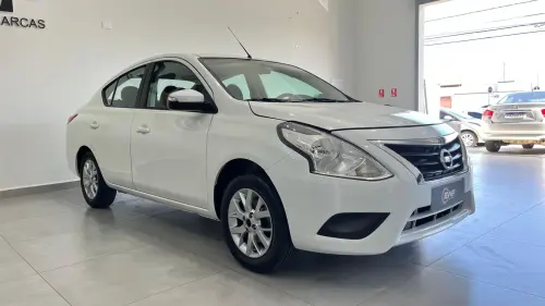 VERSA SV 1.6 16V FlexStart 4p Mec.