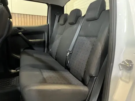 RANGER 2.2 XLS 4X4 CD 16V DIESEL 4P AUTOMÁTICO