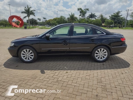 AZERA 3.3 MPFI GLS Sedan V6 24V