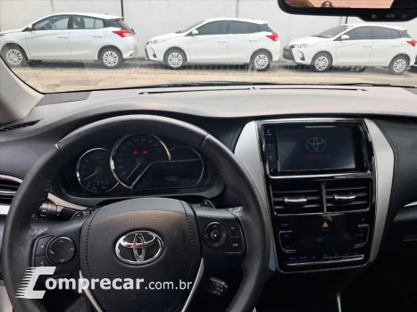 YARIS 1.5 16V FLEX XLS CONNECT MULTIDRIVE