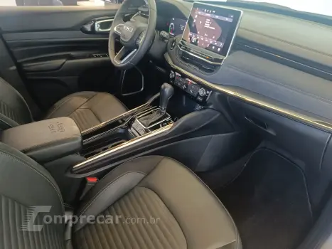 COMMANDER 1.3 T270 TURBO LIMITED AT6