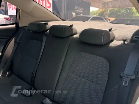 ONIX 1.0 Turbo Plus LT