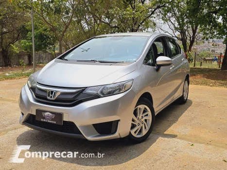 Honda Fit 1.5 16v LX (Flex) 4 portas