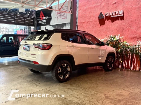 COMPASS 2.0 16V DIESEL TRAILHAWK 4X4 AUTOMÁTICO