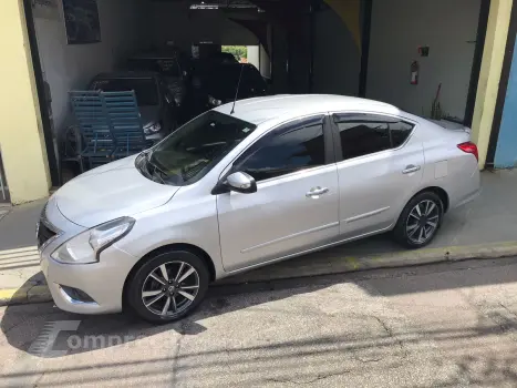 VERSA 1.6 16V Unique